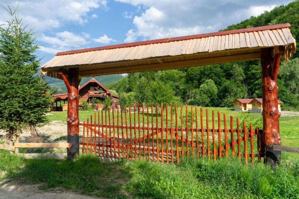 Plav Riverside Village Екстериор снимка